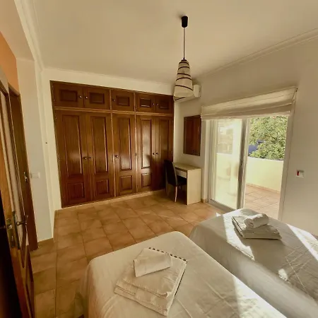 Villa Gorgeous Algarve Vivenda Casanova 5 Bedrooms Private Pool & Secluded Area Carvoeiro (Lagoa)
