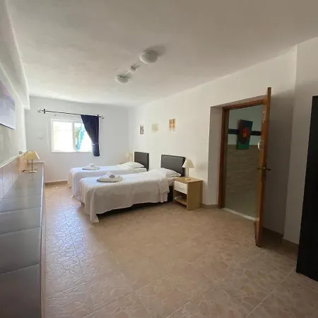 Gorgeous Algarve Vivenda Casanova 5 Bedrooms Private Pool & Secluded Area Villa
