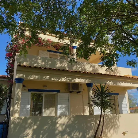 Gorgeous Algarve Vivenda Casanova 5 Bedrooms Private Pool & Secluded Area Villa